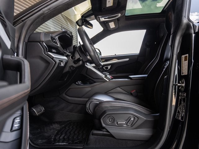 2021 Lamborghini Urus Base