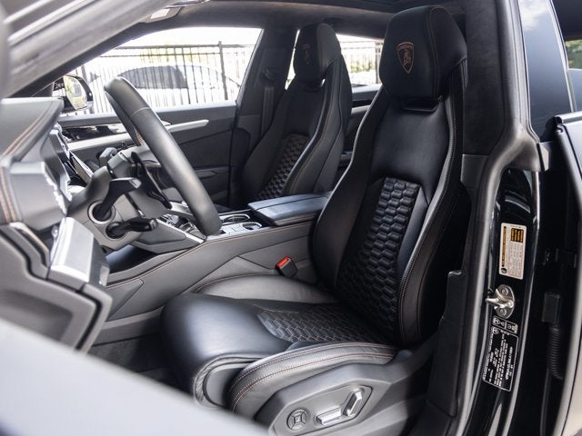 2021 Lamborghini Urus Base