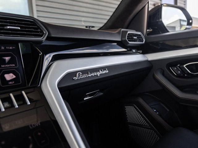 2021 Lamborghini Urus Base