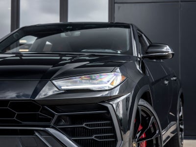 2022 Lamborghini Urus Base