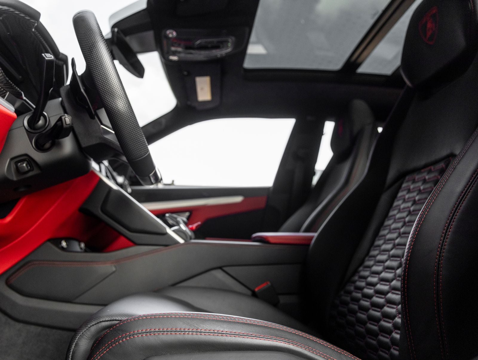 2022 Lamborghini Urus Base