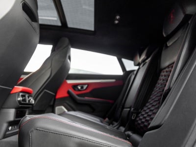 2022 Lamborghini Urus Base