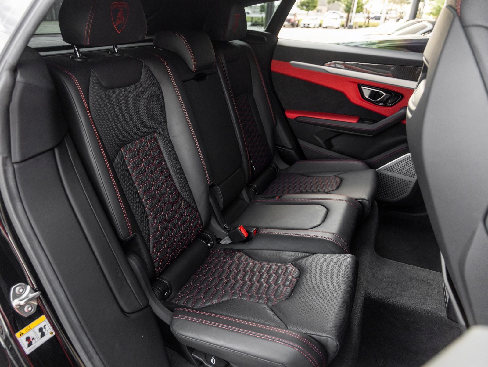 2022 Lamborghini Urus Base