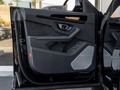 2024 Lamborghini Urus S
