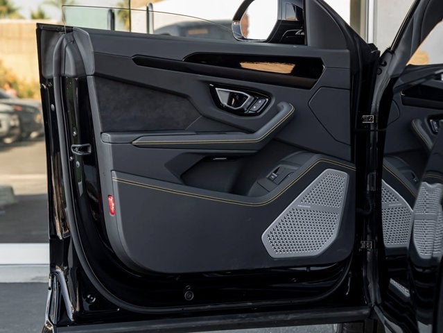 2024 Lamborghini Urus S