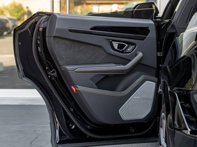 2024 Lamborghini Urus S