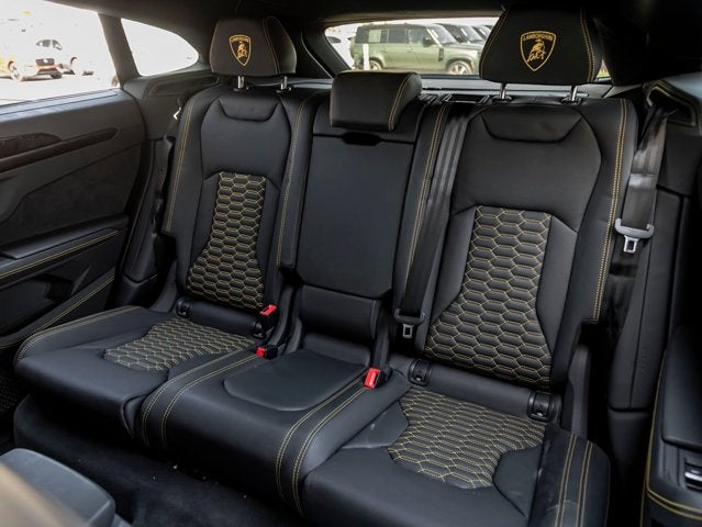 2024 Lamborghini Urus S