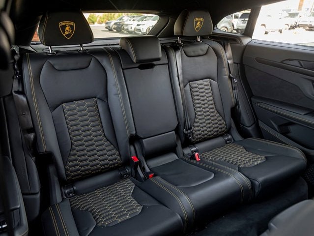 2024 Lamborghini Urus S