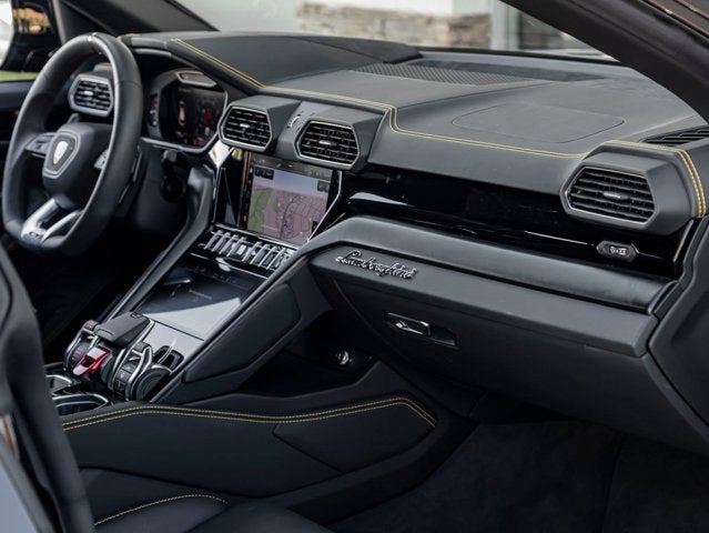 2024 Lamborghini Urus S
