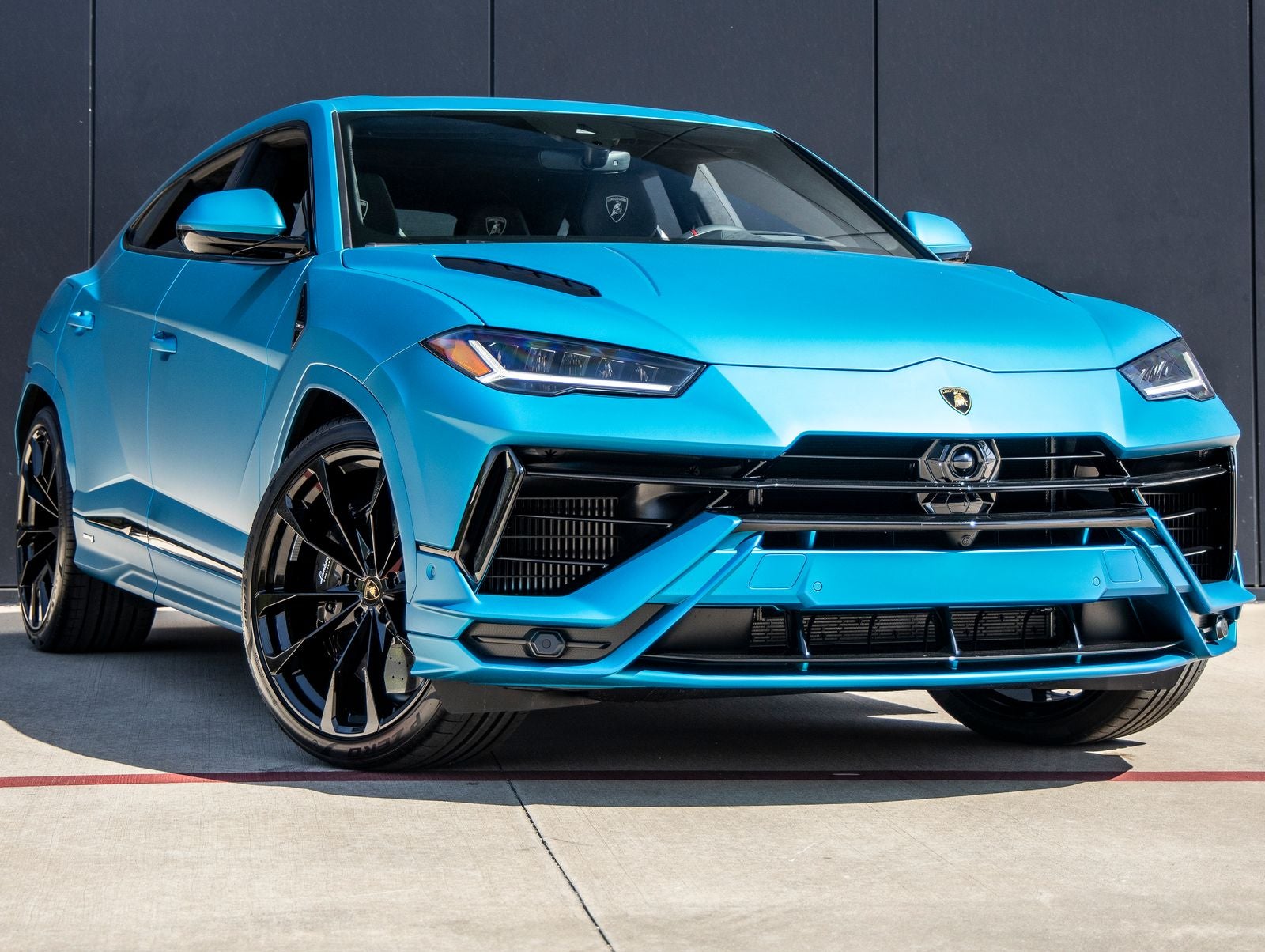 2024 Lamborghini Urus S