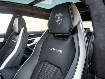 2024 Lamborghini Urus S