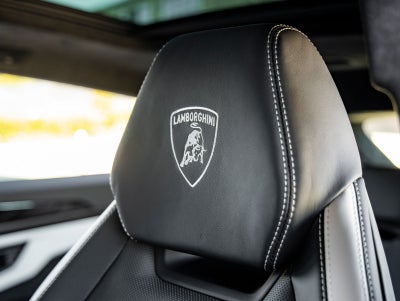 2024 Lamborghini Urus S