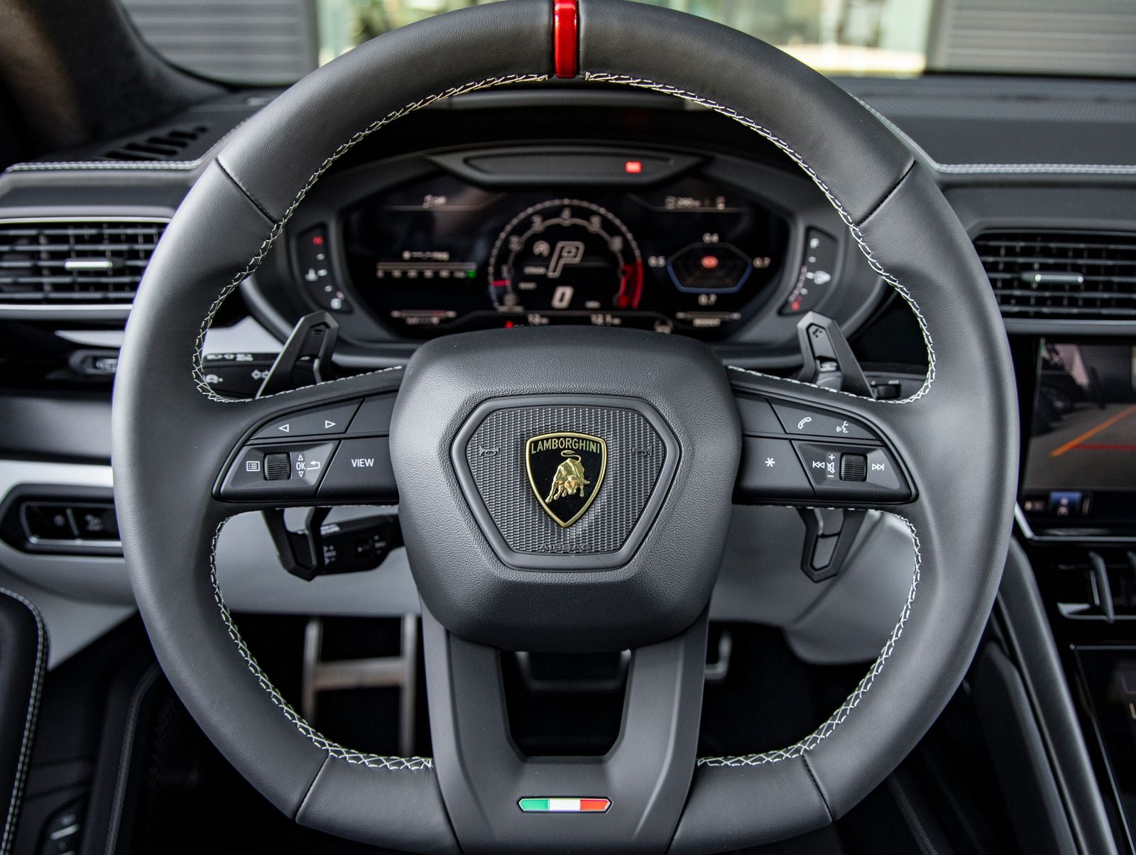 2024 Lamborghini Urus S