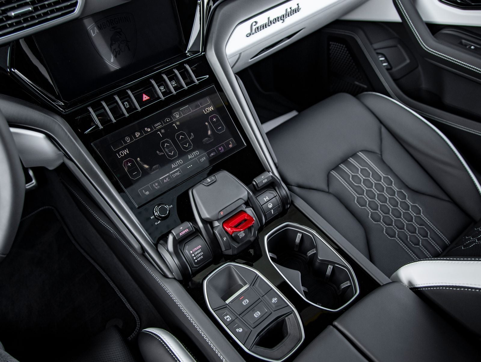 2024 Lamborghini Urus S