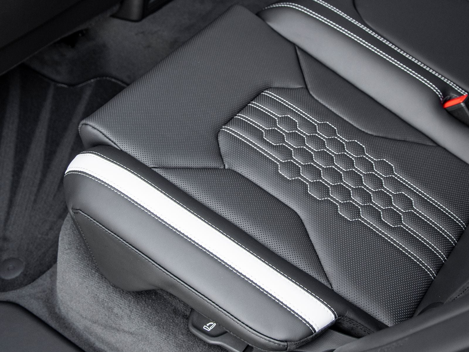 2024 Lamborghini Urus S