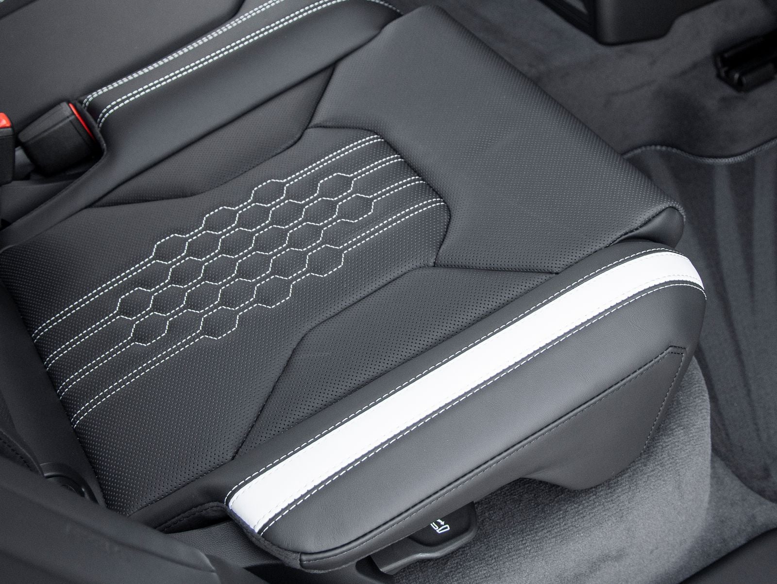 2024 Lamborghini Urus S