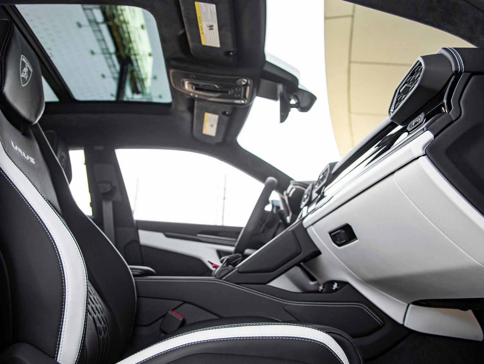 2024 Lamborghini Urus S