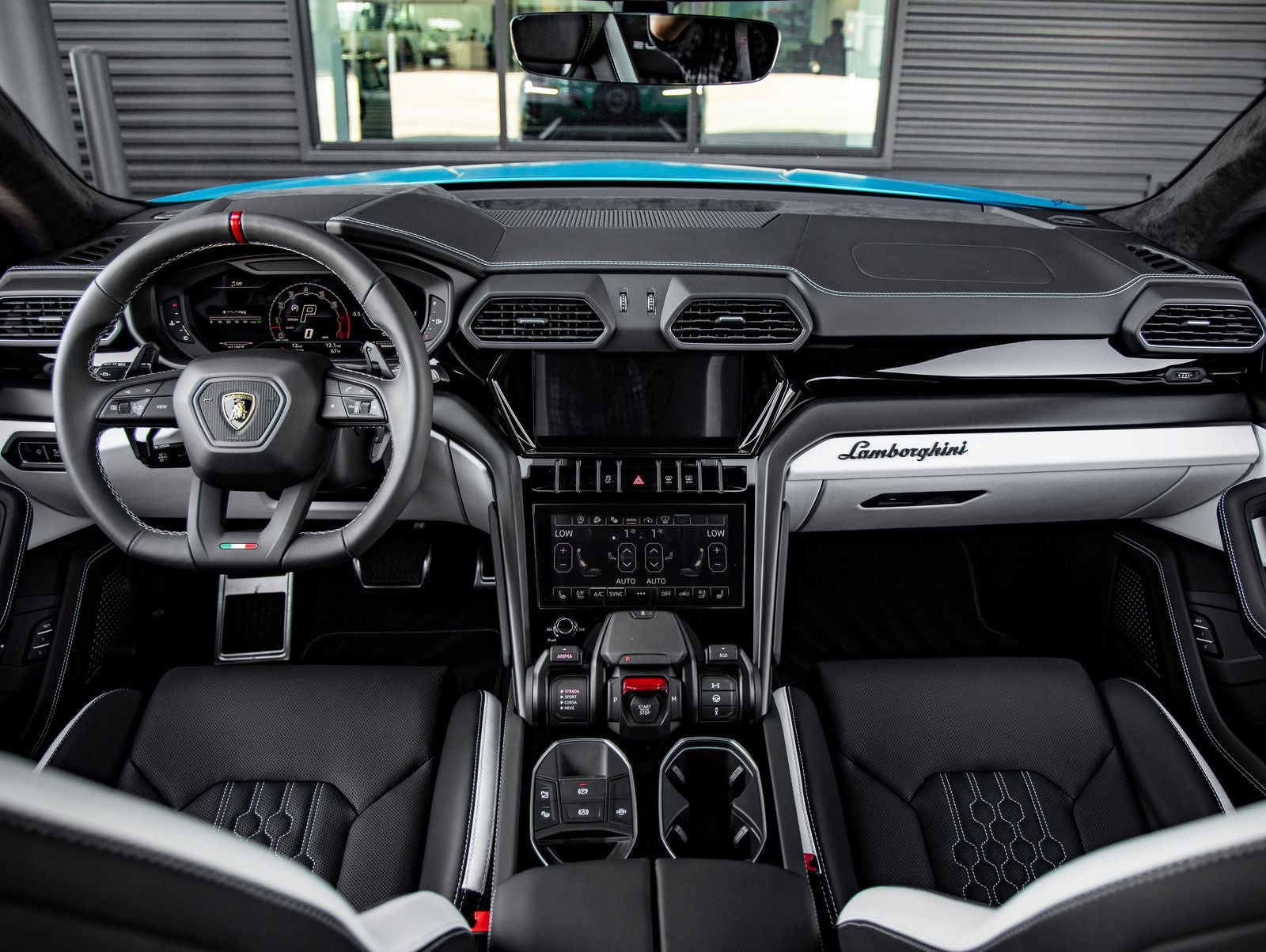 2024 Lamborghini Urus S