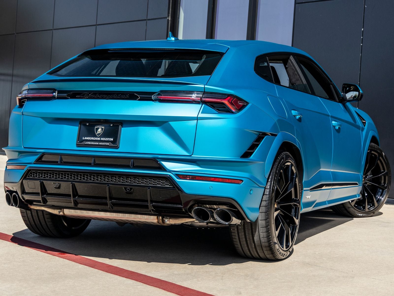 2024 Lamborghini Urus S