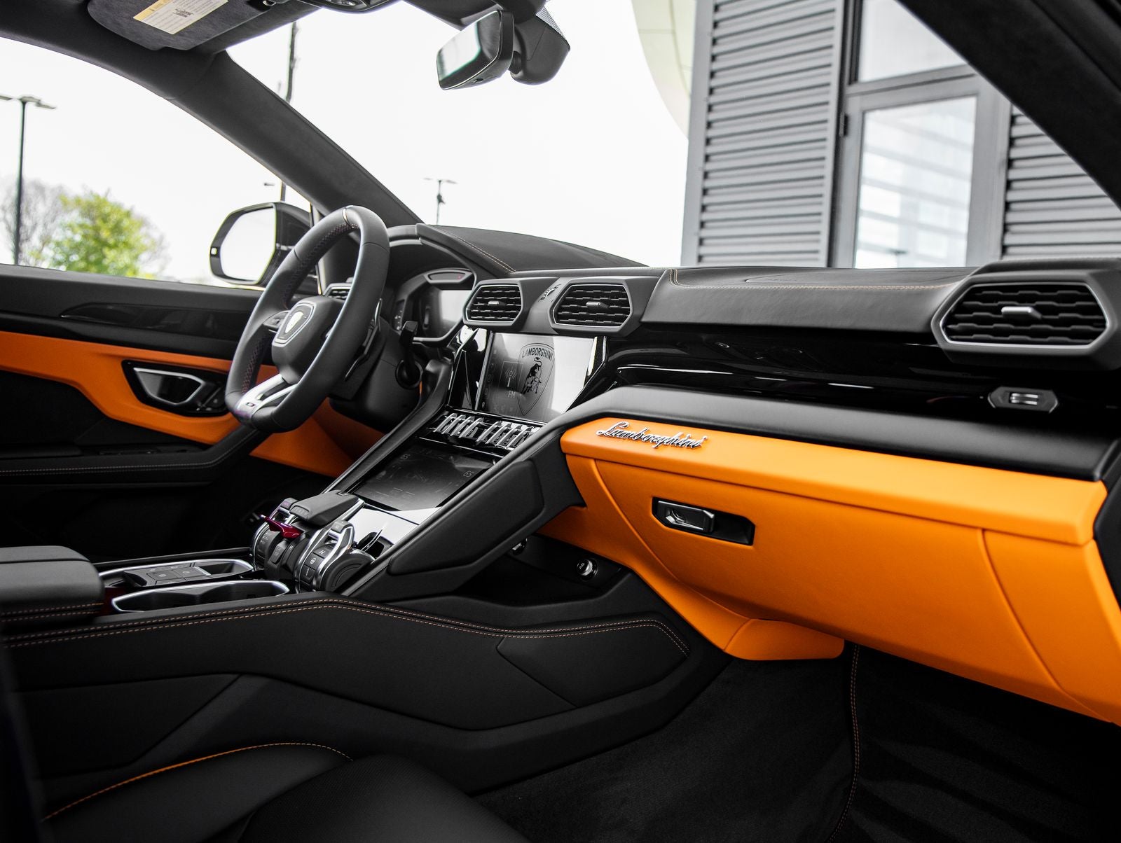 2024 Lamborghini Urus S