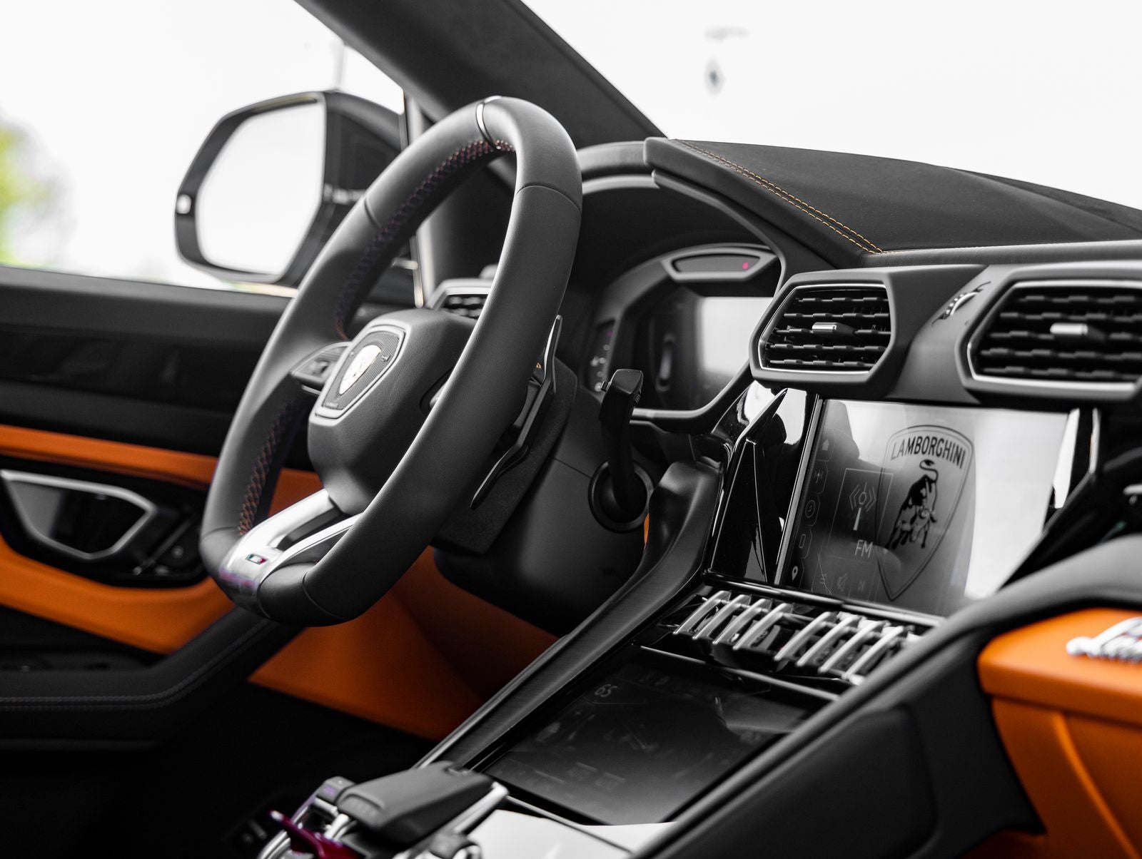 2024 Lamborghini Urus S