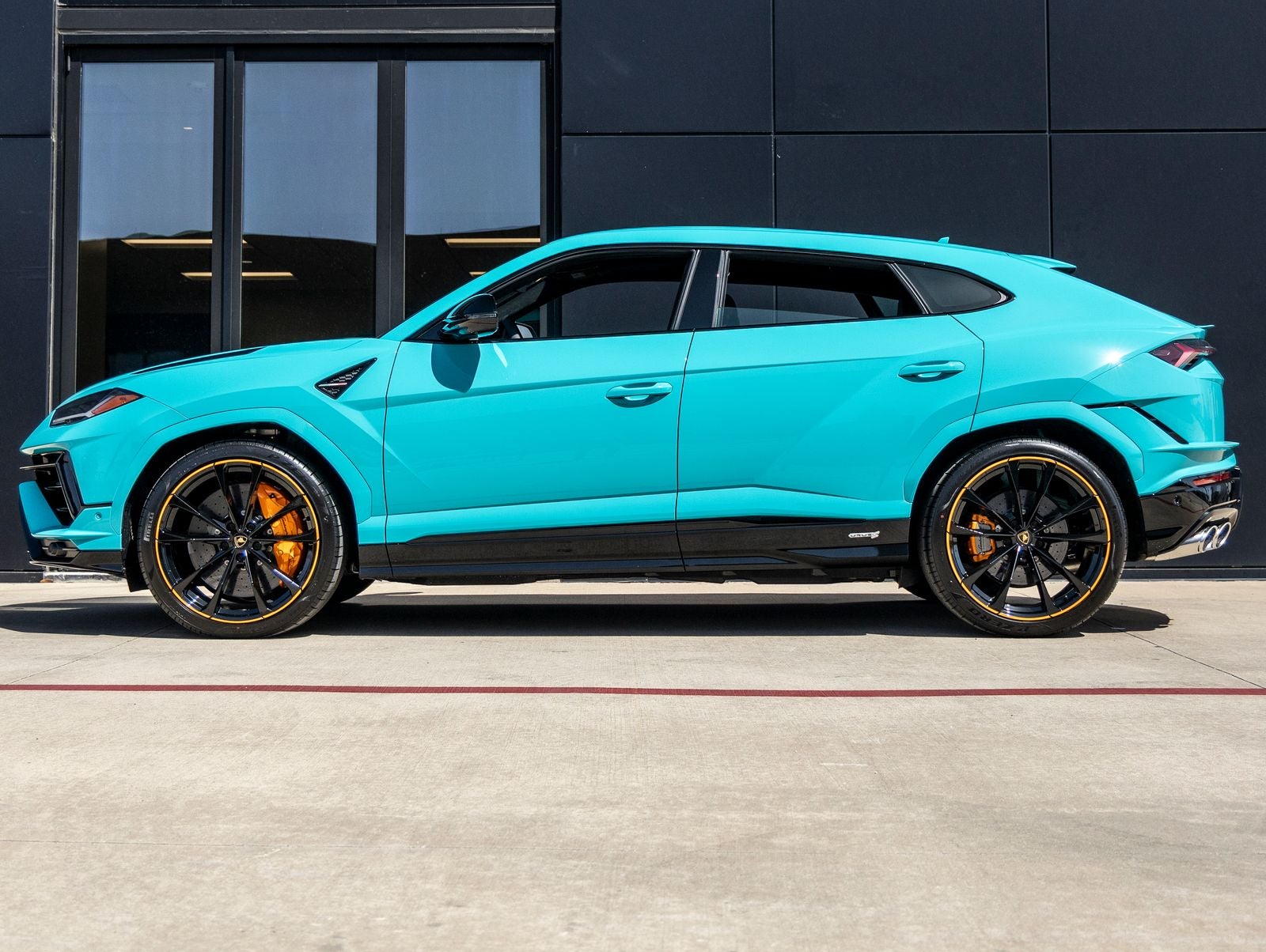 2024 Lamborghini Urus S