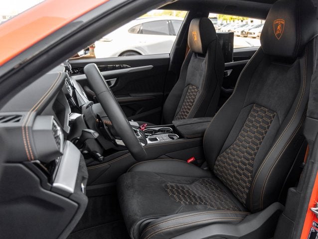 2024 Lamborghini Urus S