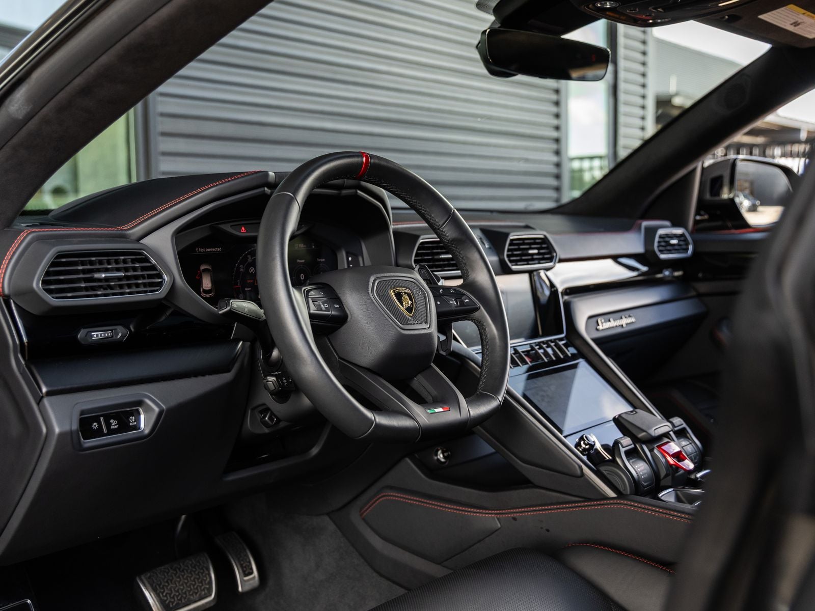 2024 Lamborghini Urus S