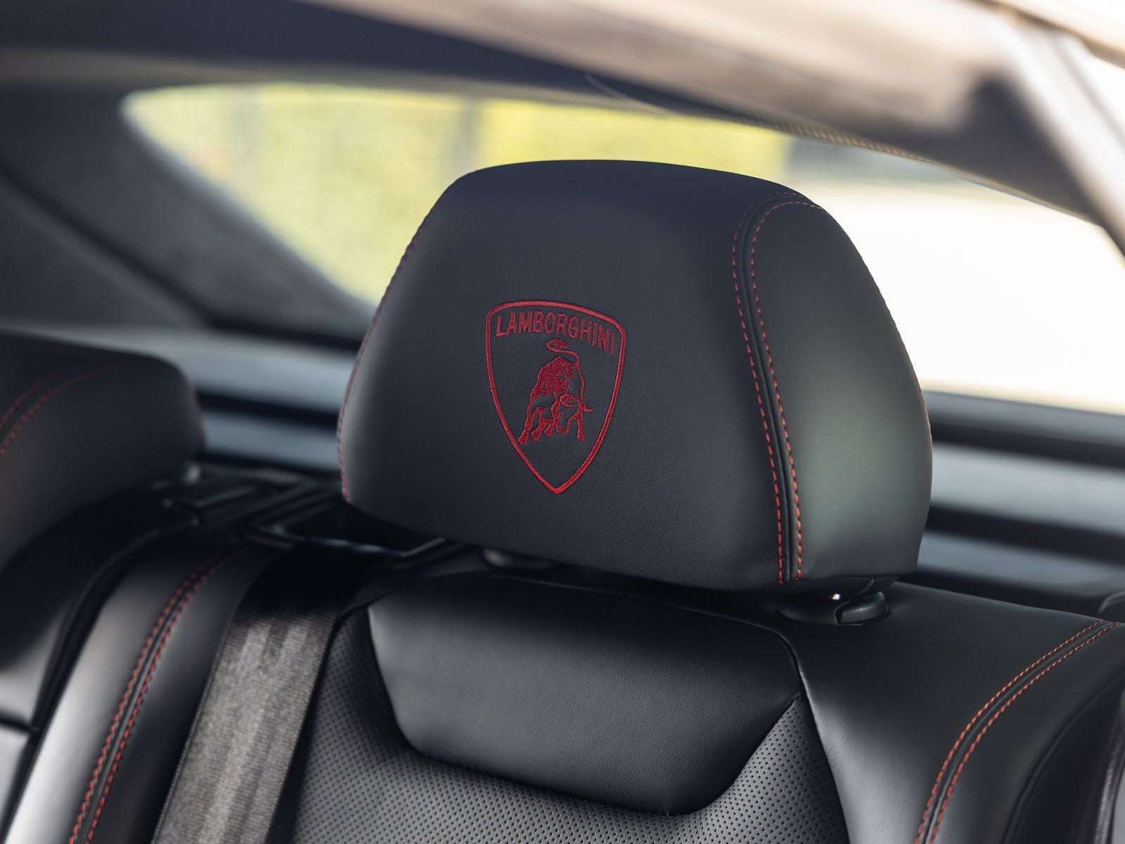 2024 Lamborghini Urus S