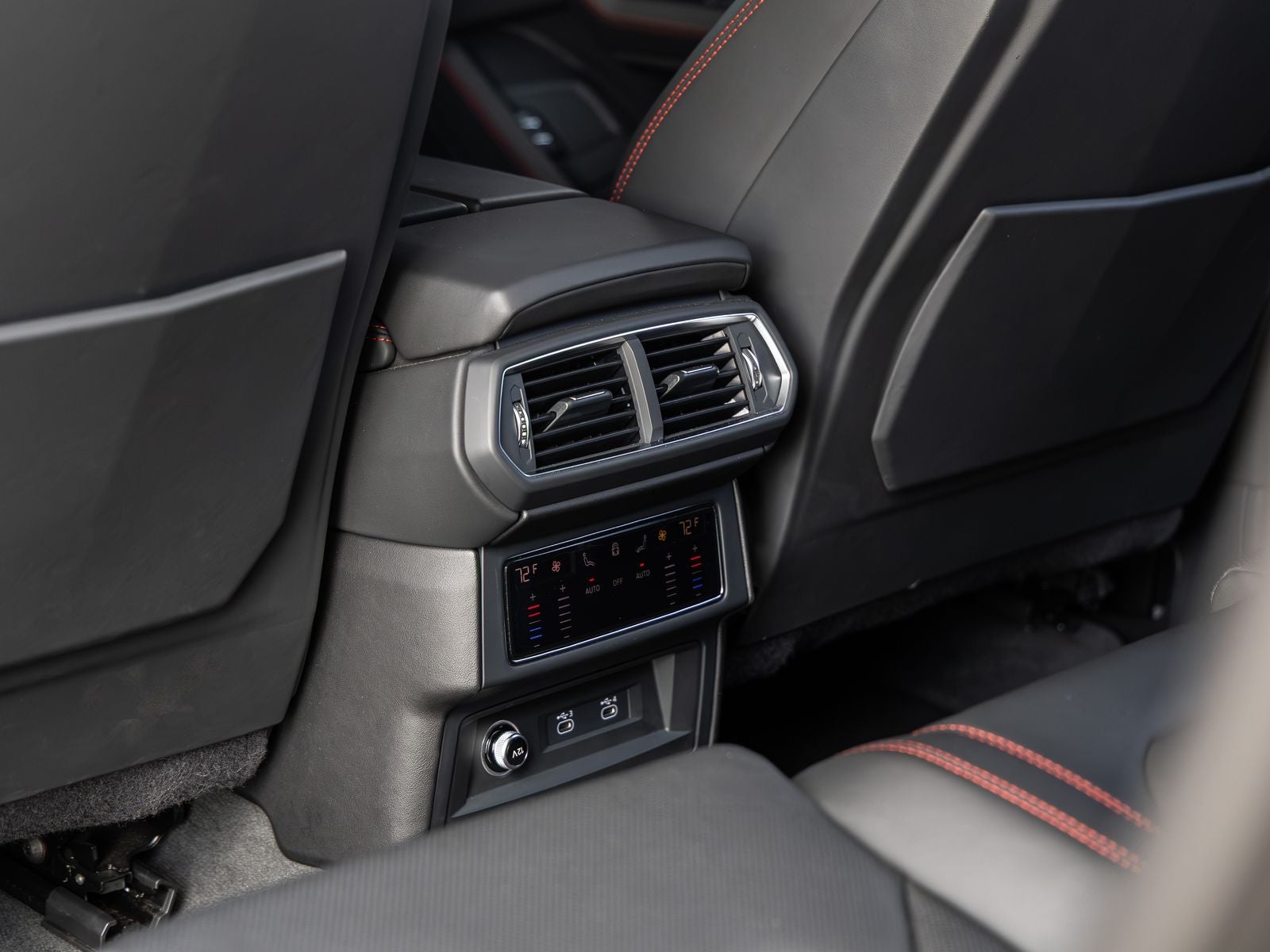 2024 Lamborghini Urus S