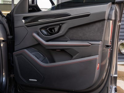 2024 Lamborghini Urus S