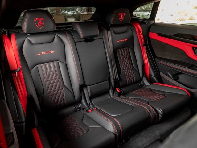 2024 Lamborghini Urus S