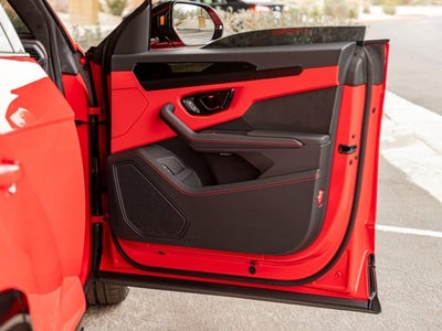 2024 Lamborghini Urus S