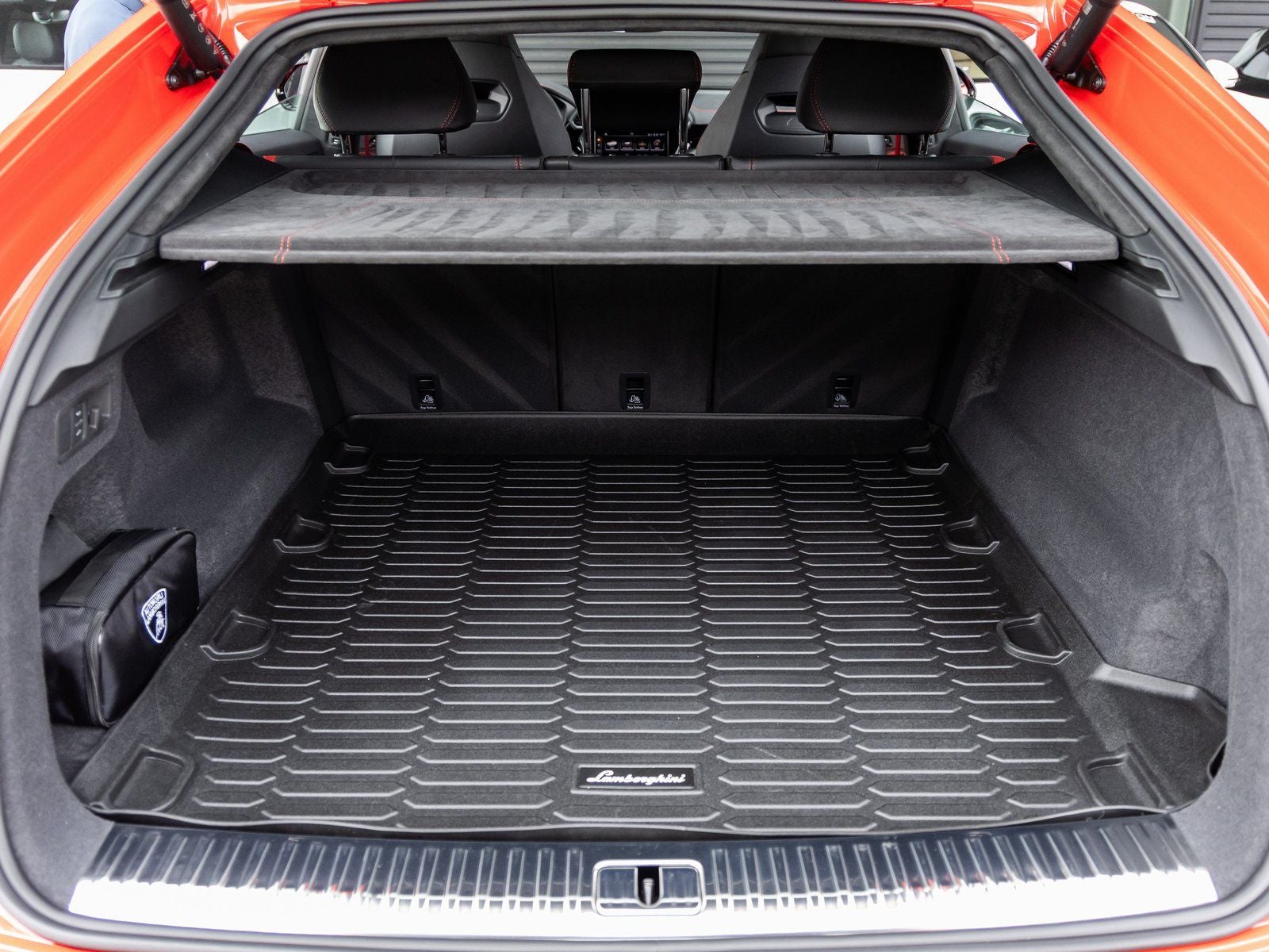 2024 Lamborghini Urus S