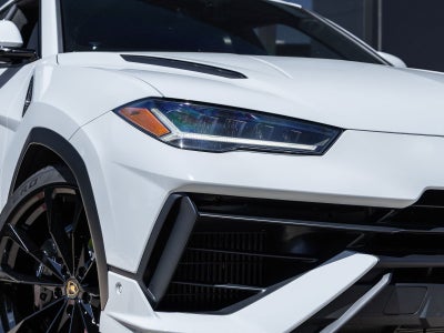 2023 Lamborghini Urus S