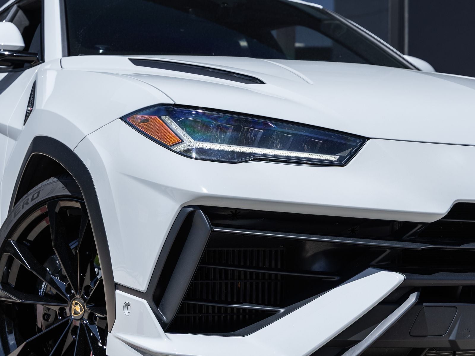 2023 Lamborghini Urus S