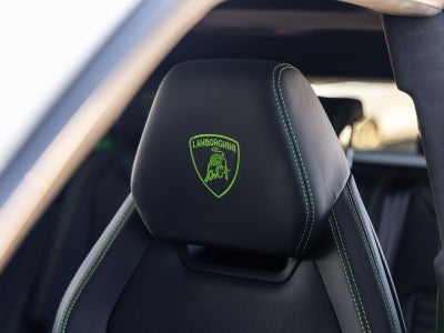 2023 Lamborghini Urus S