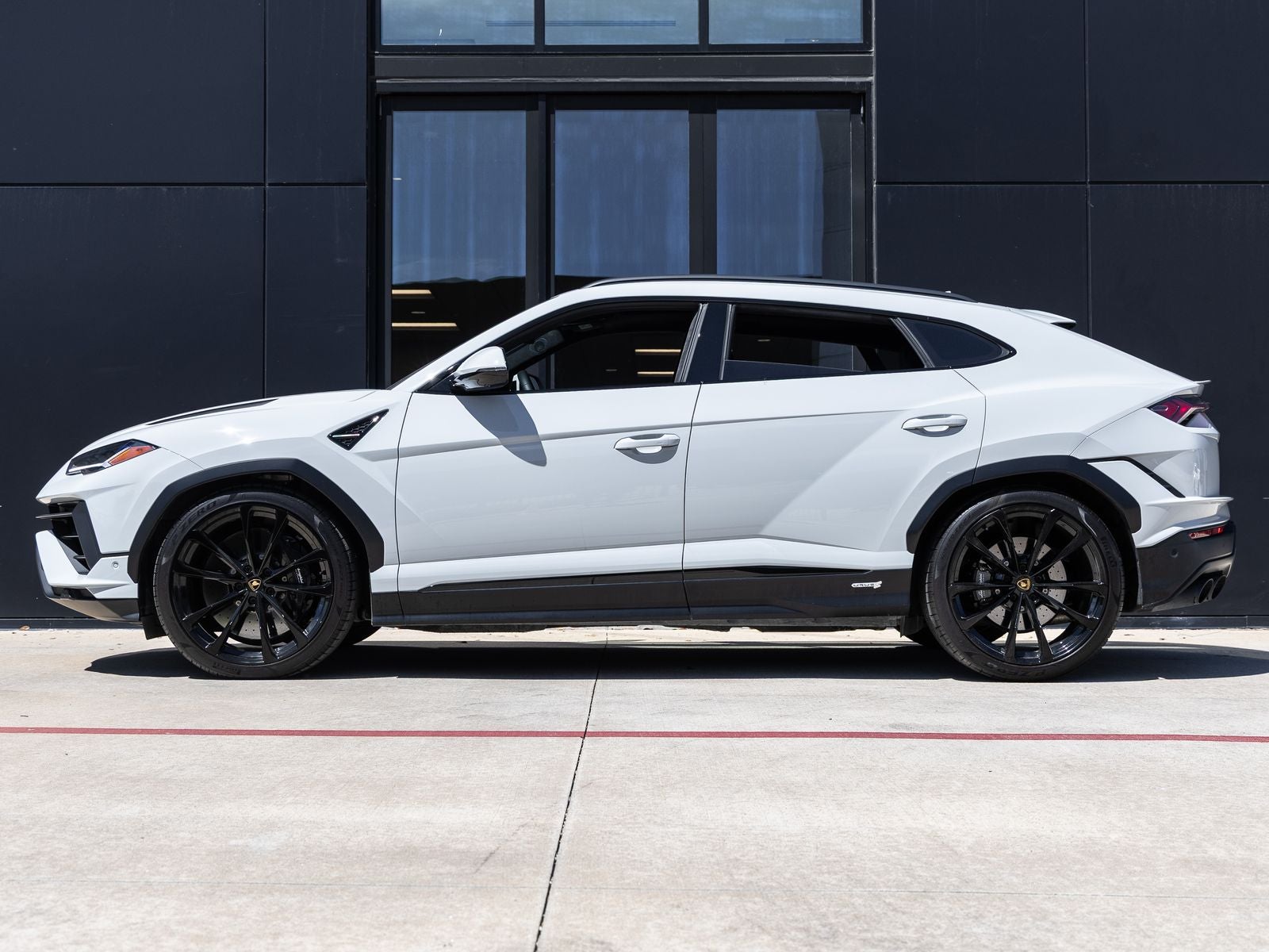 2023 Lamborghini Urus S