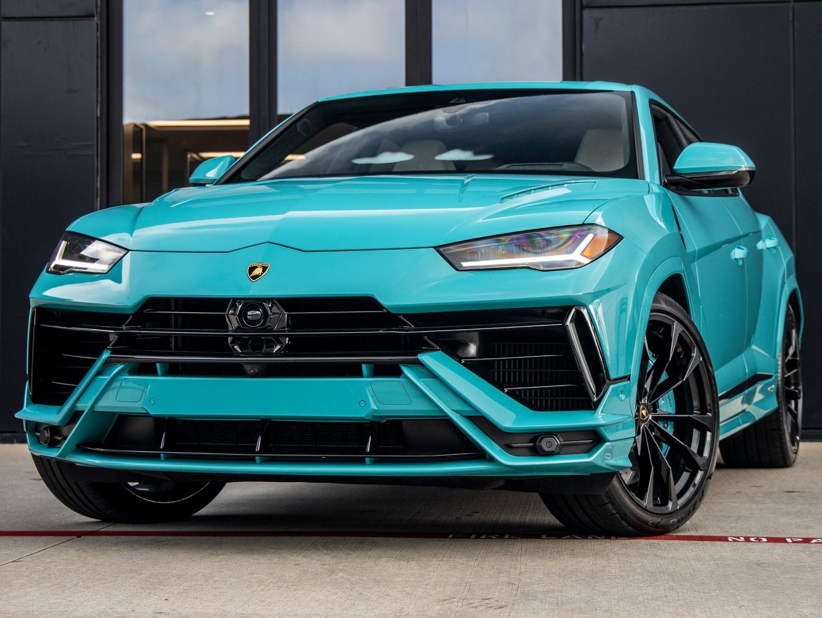 2024 Lamborghini Urus S