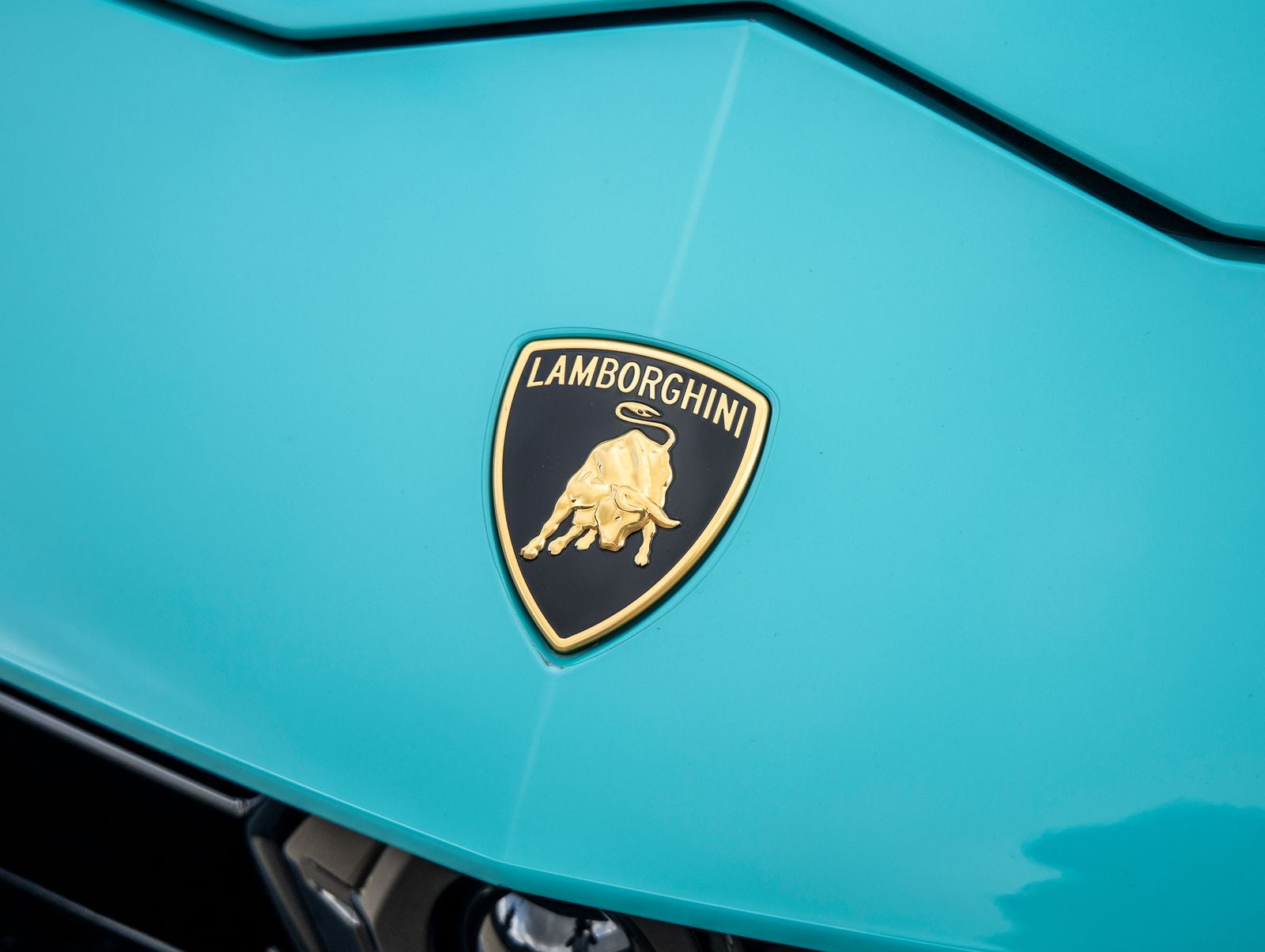 2024 Lamborghini Urus S