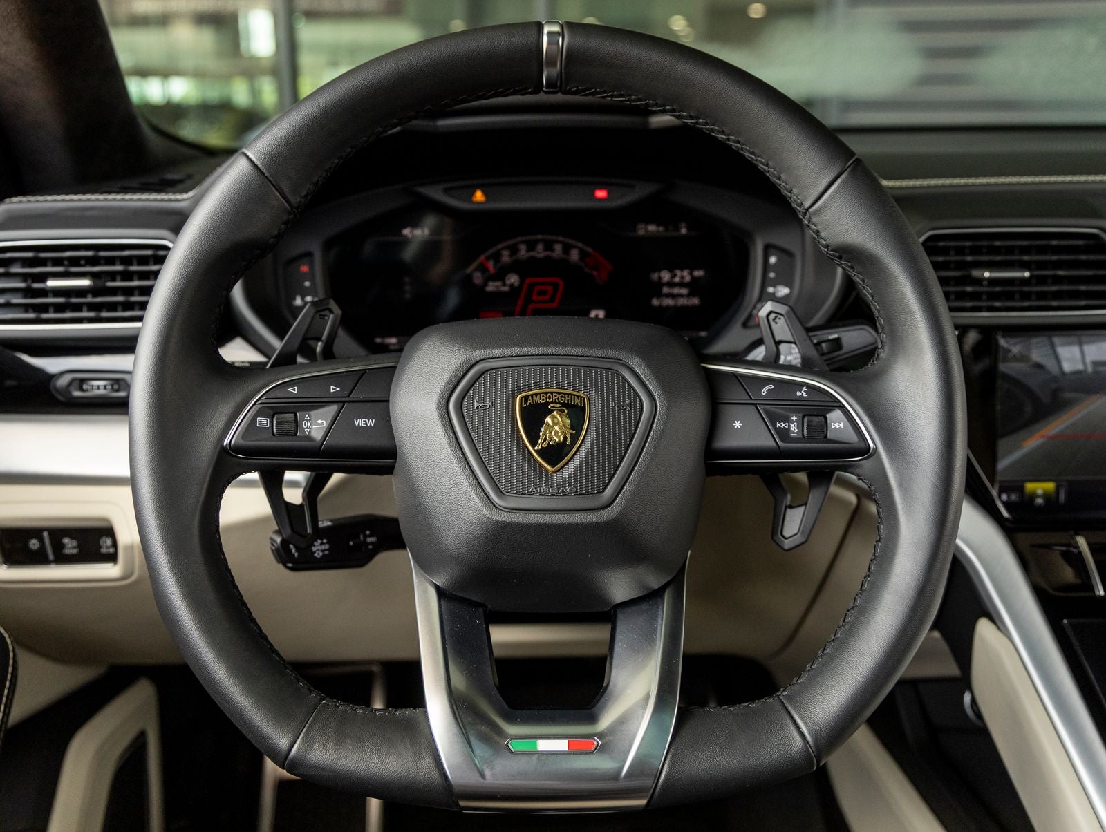 2024 Lamborghini Urus S