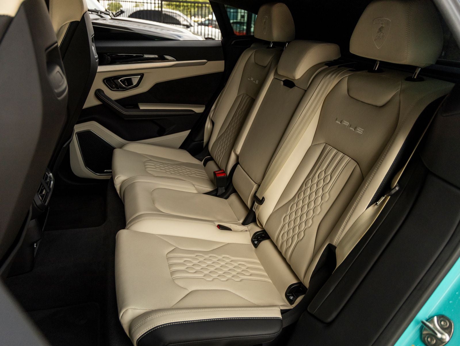 2024 Lamborghini Urus S