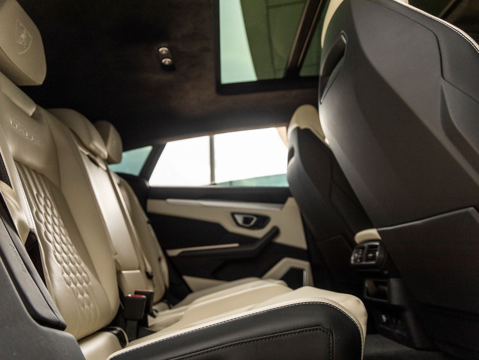2024 Lamborghini Urus S
