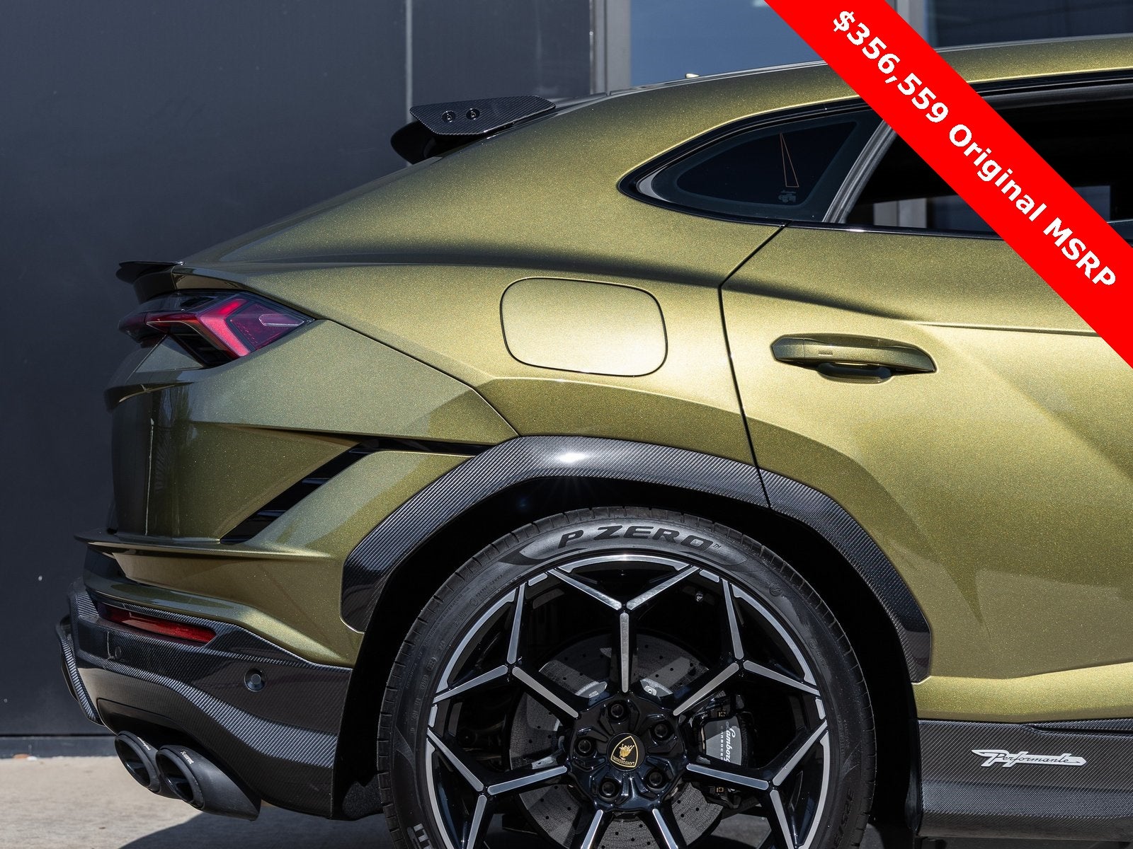 2024 Lamborghini Urus Performante