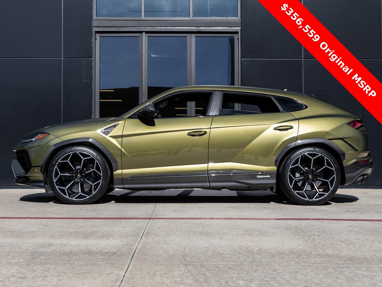 2024 Lamborghini Urus Performante