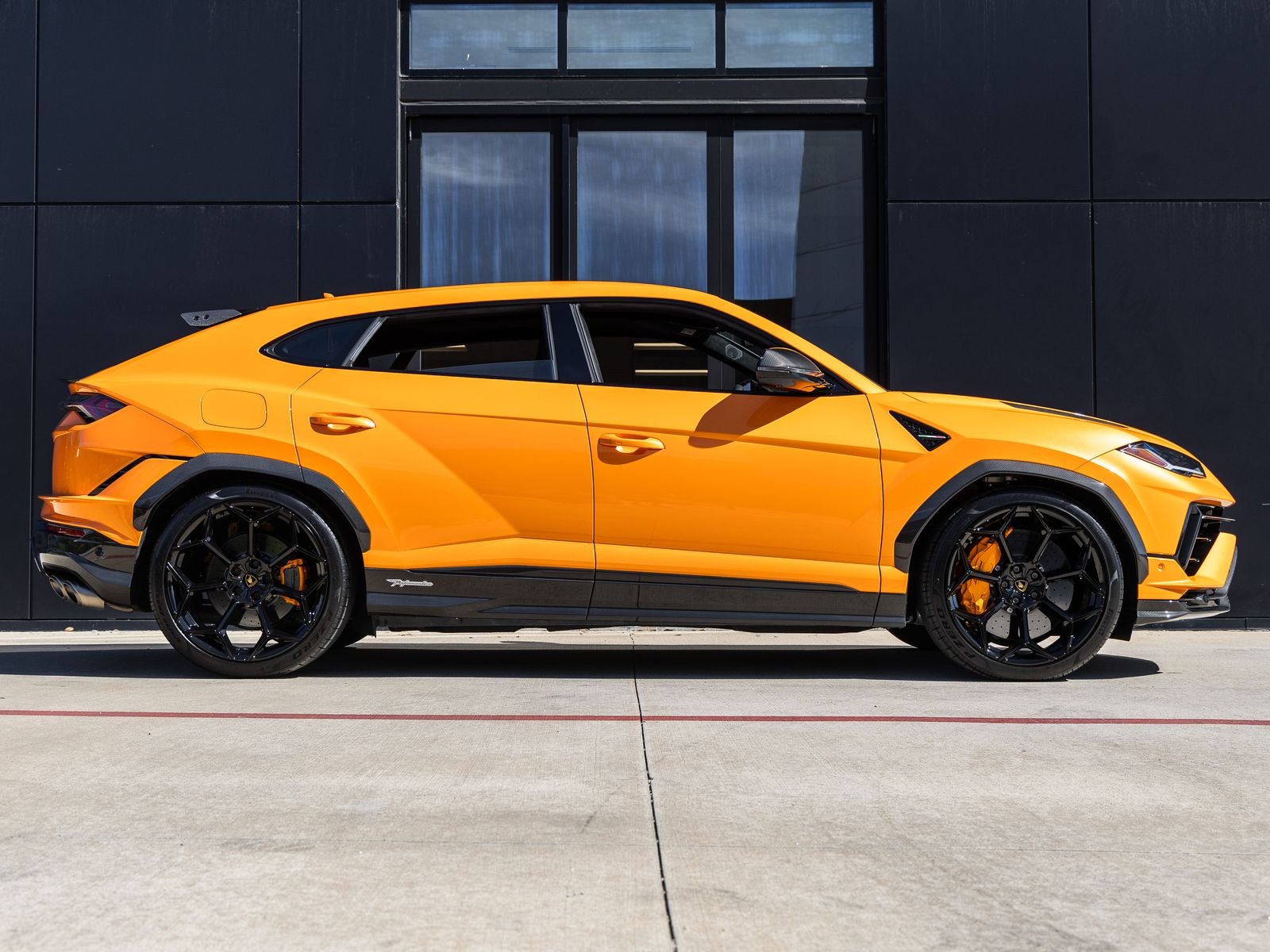 2024 Lamborghini Urus Performante