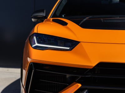 2024 Lamborghini Urus Performante