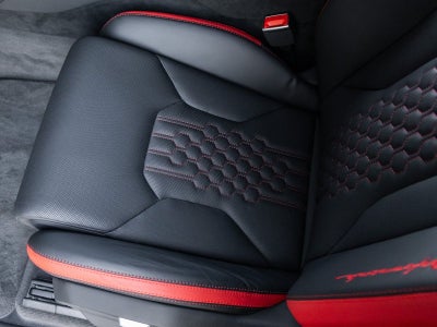 2024 Lamborghini Urus Performante