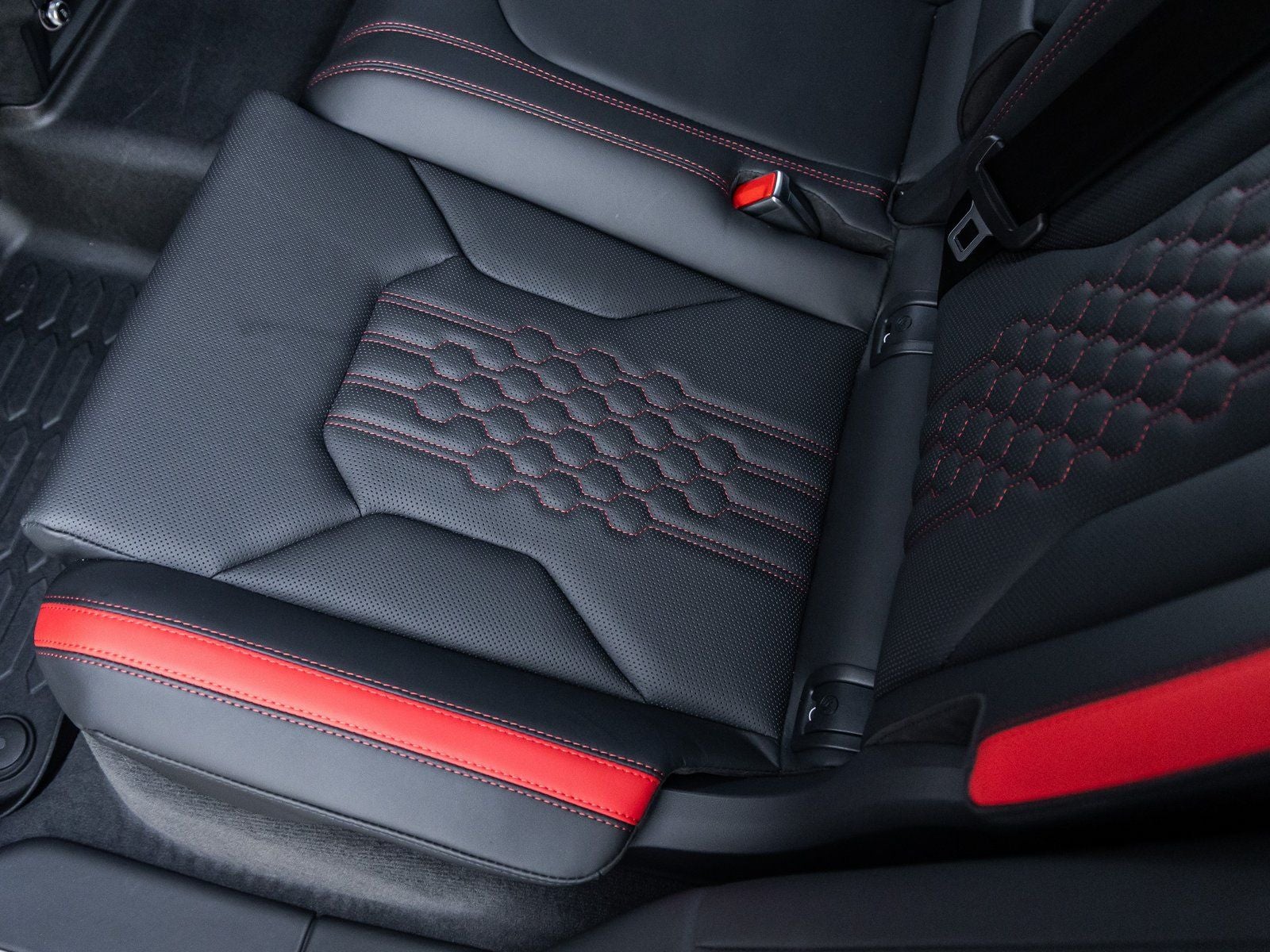 2024 Lamborghini Urus Performante