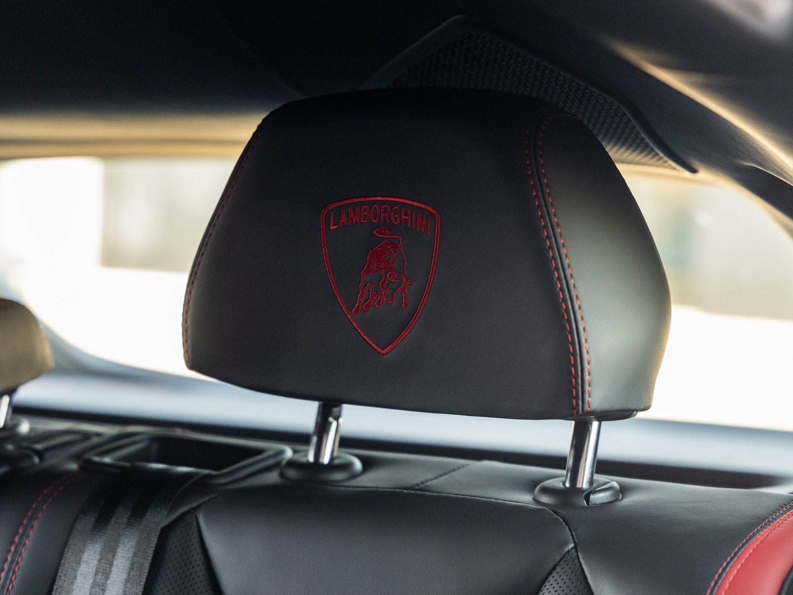 2024 Lamborghini Urus Performante